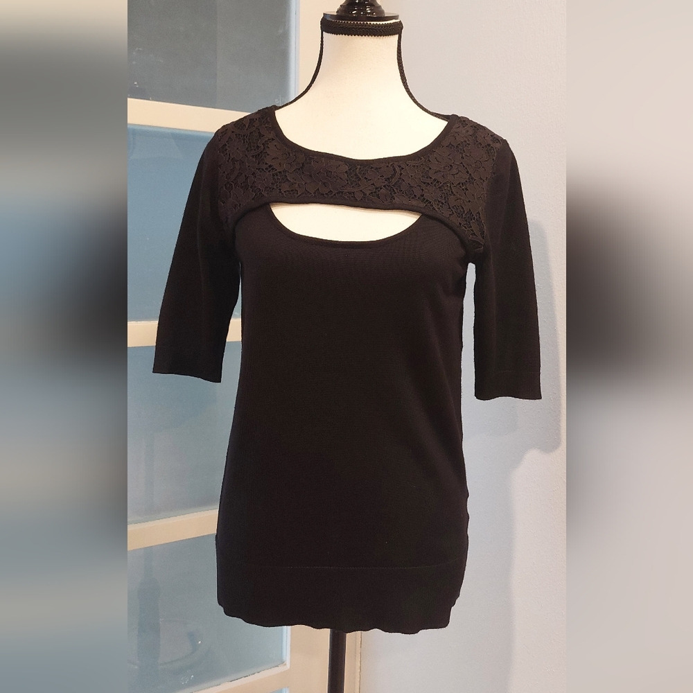 Cable & Gauge Black Lace Accent Blouse